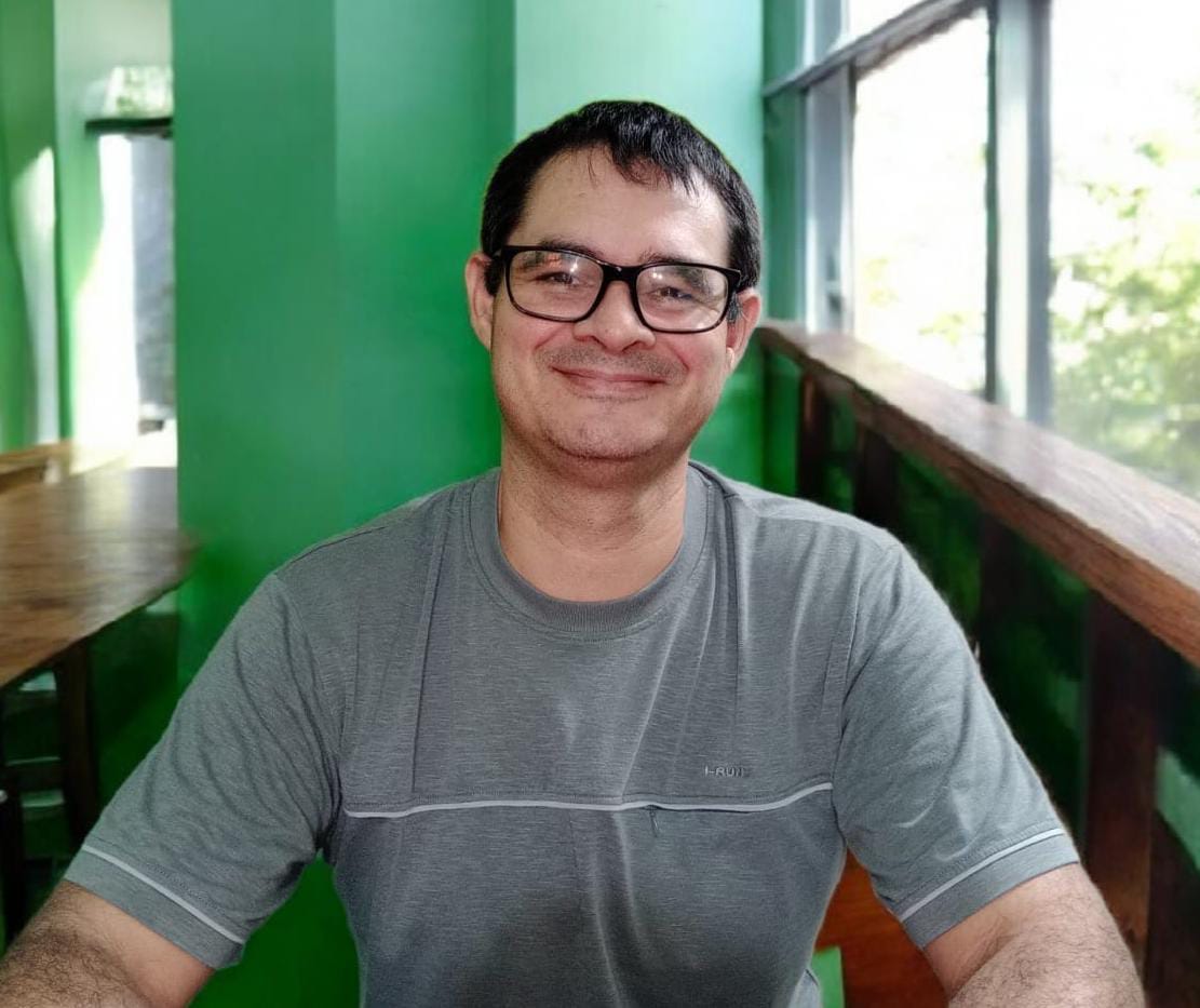 DIOS TAMBIÉN ESTABA AHÍ